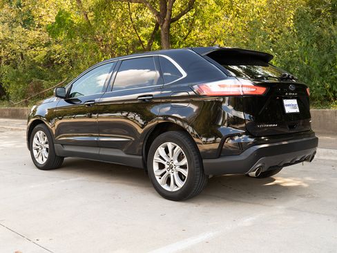 Used 2024 Ford Edge Titanium image 7