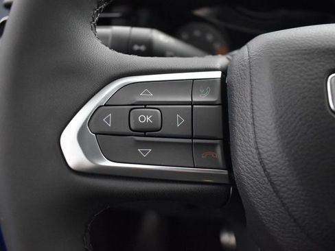 New 2026 Jeep Compass Latitude image 15