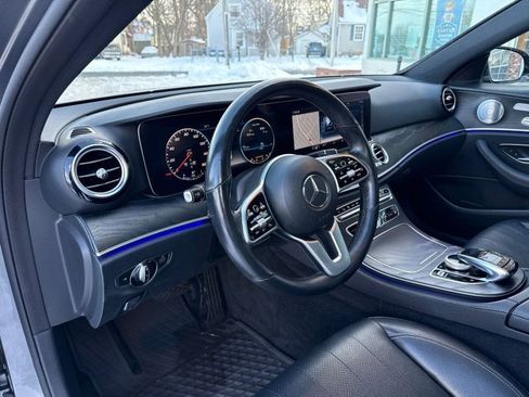Used 2019 Mercedes-Benz E 300 4MATIC image 10