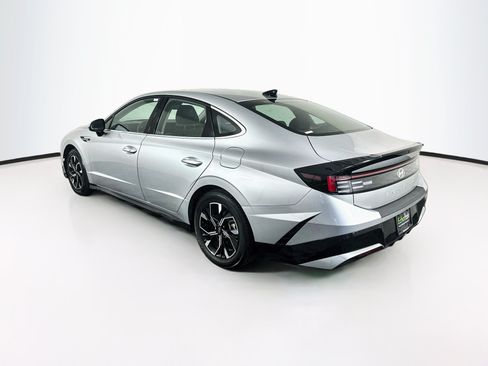 Used 2025 Hyundai Sonata SEL FWD image 5