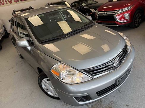 Used 2012 Nissan Versa 1.8 S image 8