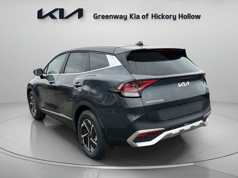 New 2025 Kia Sportage LX image 5