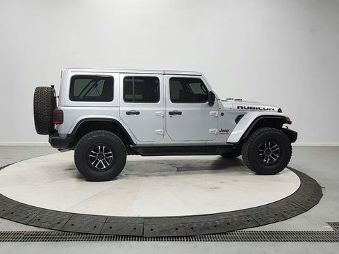 Used 2024 Jeep Wrangler Unlimited Rubicon AWD/4WD image 8