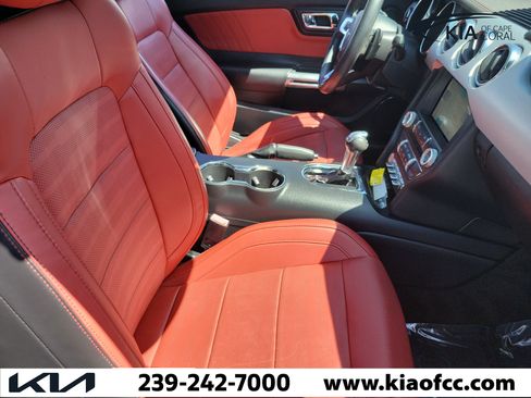 Used 2017 Ford Mustang GT Premium RWD image 28