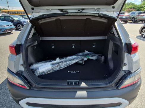 Used 2023 Hyundai Kona SEL AWD/4WD image 30