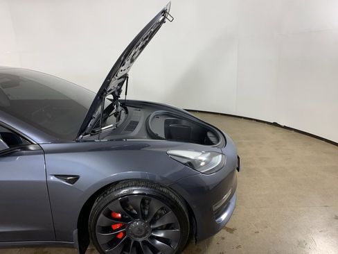 Used 2022 Tesla Model 3 Performance image 9