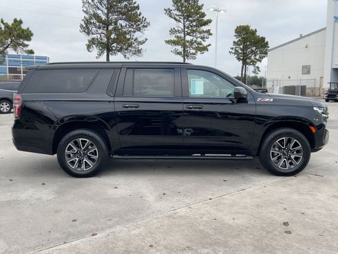 Used 2023 Chevrolet Suburban Z71 w/ Max Trailering Package image 7
