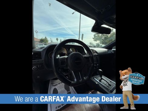 Used 2014 Dodge Challenger SXT image 16