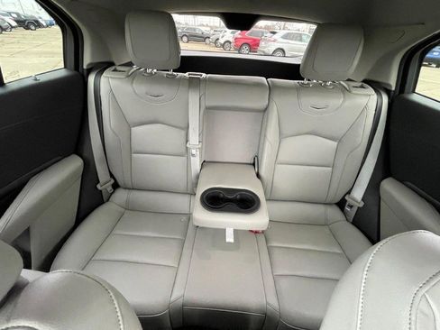 Used 2023 Cadillac XT4 Luxury image 16