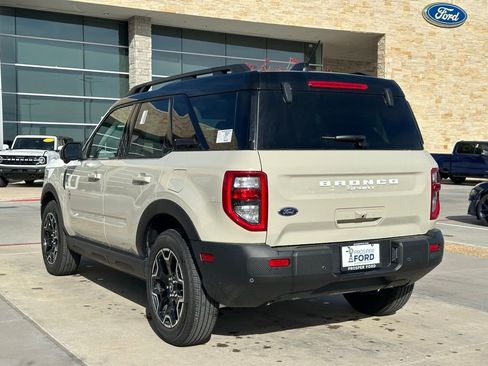 New 2025 Ford Bronco Sport Outer Banks w/ Outer Banks Tech Package+ image 33