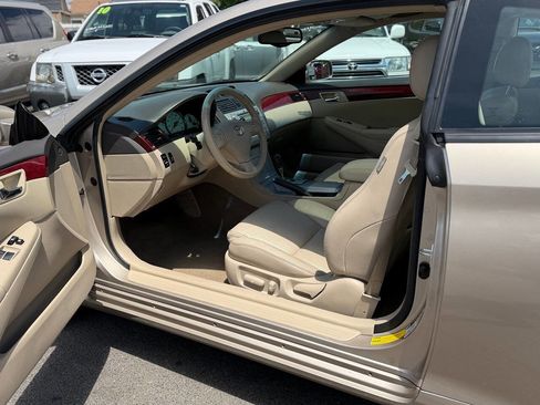 Used 2005 Toyota Solara SLE FWD image 2