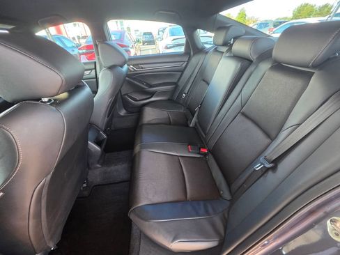 Used 2020 Honda Accord Sport image 11