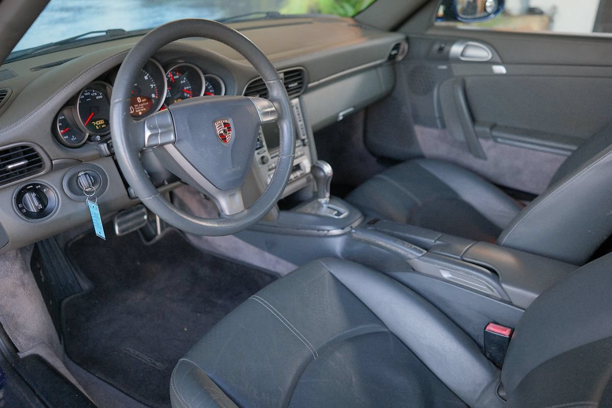 Used 2006 Porsche 911 Carrera RWD image 13