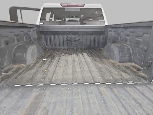 Used 2019 Chevrolet Silverado 1500 LT Trail Boss AWD/4WD image 15