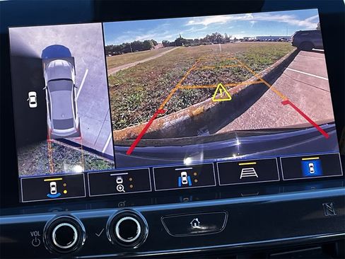 Used 2020 Cadillac CT5 Sport w/ Parking Package image 16