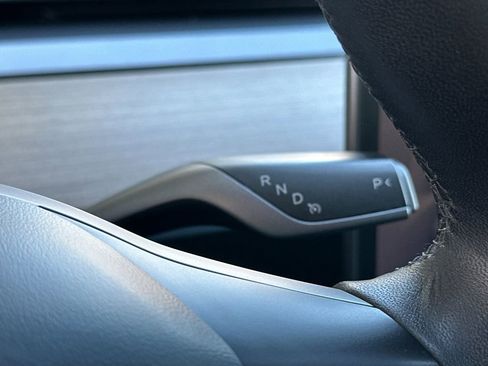 Used 2023 Tesla Model 3 Standard Range image 21