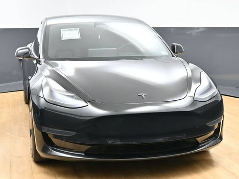 Used 2022 Tesla Model 3 RWD image 3