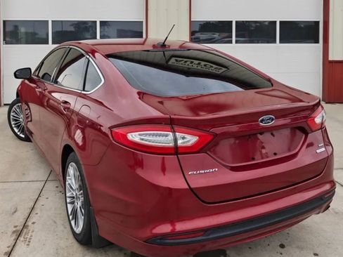 Used 2013 Ford Fusion SE FWD image 21