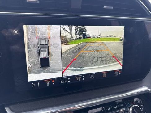 Used 2025 GMC Sierra 1500 Denali w/ Denali Reserve Package image 19