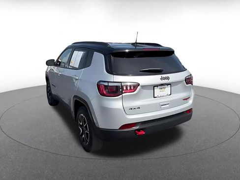 Used 2025 Jeep Compass Trailhawk AWD/4WD image 11