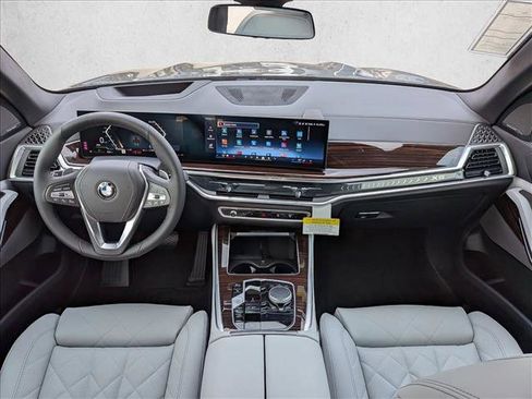 New 2026 BMW X5 sDrive40i image 16