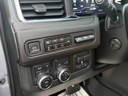 Used 2024 GMC Yukon XL Denali Ultimate image 44