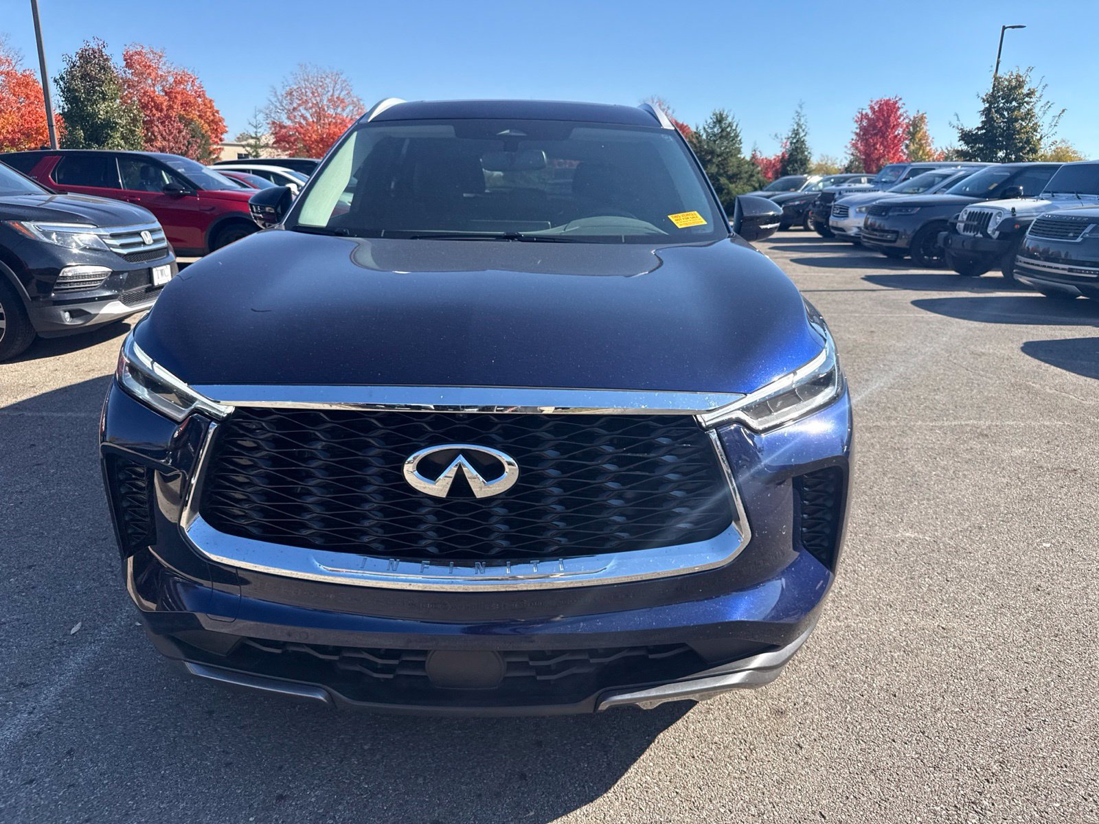 Used 2022 INFINITI QX60 Luxe w/ Cargo Package AWD/4WD image 2