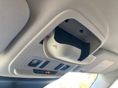 New 2026 Ford Explorer Active w/ Active Comfort Package image 31