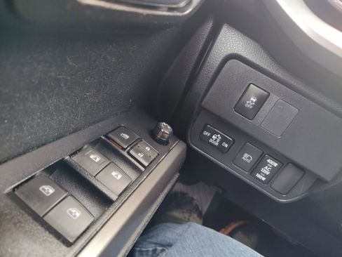 Used 2022 Toyota Tacoma TRD Off-Road image 27