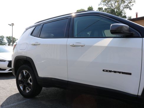 Used 2017 Jeep Compass Trailhawk w/ Leather Interior Group image 9