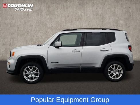 Used 2019 Jeep Renegade Latitude w/ Cold Weather Group image 5