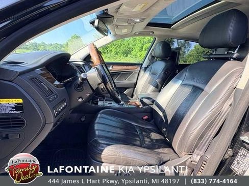Used 2011 Hyundai Equus Signature RWD image 10