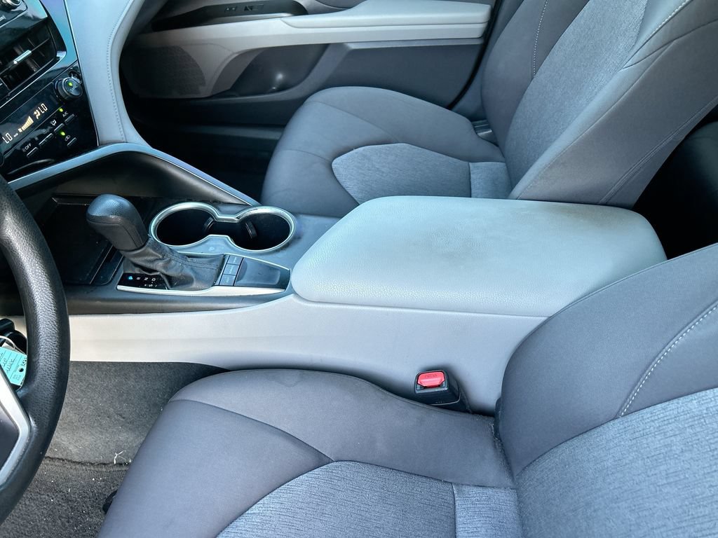 Used 2024 Toyota Camry LE FWD image 27