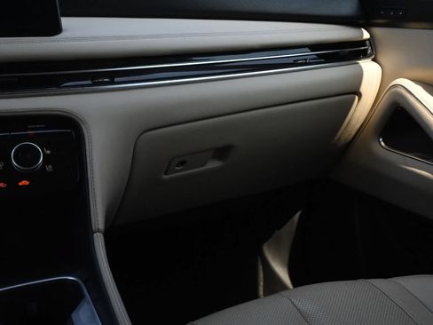 Used 2022 INFINITI QX60 Sensory w/ Cargo Package FWD image 8