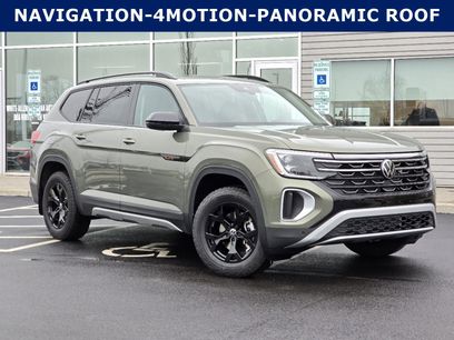 New 2025 Volkswagen Atlas Peak Edition SE