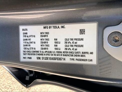 Used 2025 Tesla Model 3 Long Range RWD image 26