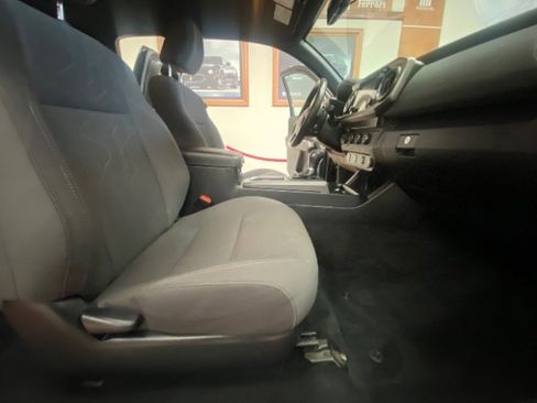 Used 2019 Toyota Tacoma TRD Sport image 20