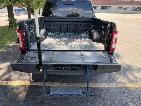 Used 2023 Ford F150 Limited AWD/4WD image 31