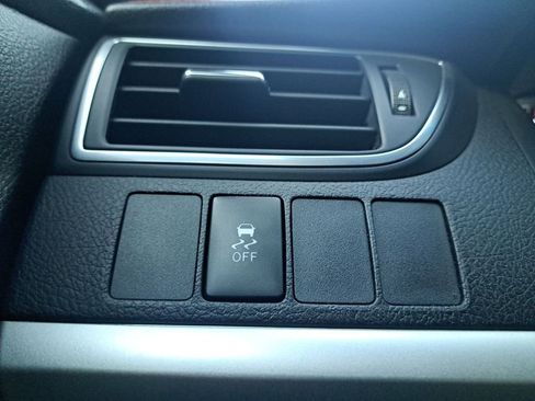 Used 2017 Toyota Camry XSE image 24