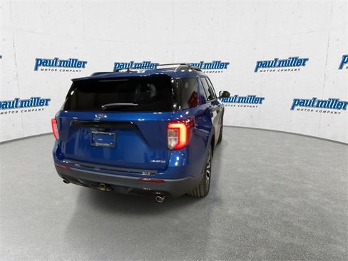 Used 2022 Ford Explorer ST-Line w/ Class IV Trailer Tow Package image 10