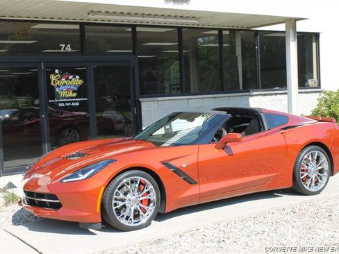 Used 2015 Chevrolet Corvette Stingray Coupe w/ 3LT Preferred Equipment Group RWD image 2