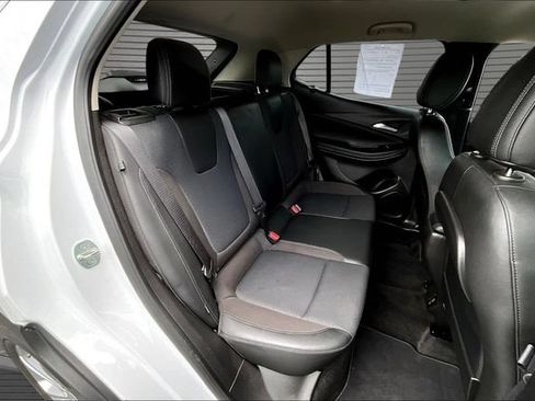Used 2021 Buick Encore GX Preferred w/ Cold Weather Comfort Package AWD/4WD image 24