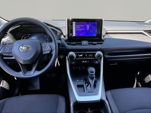 Used 2024 Toyota RAV4 LE image 8