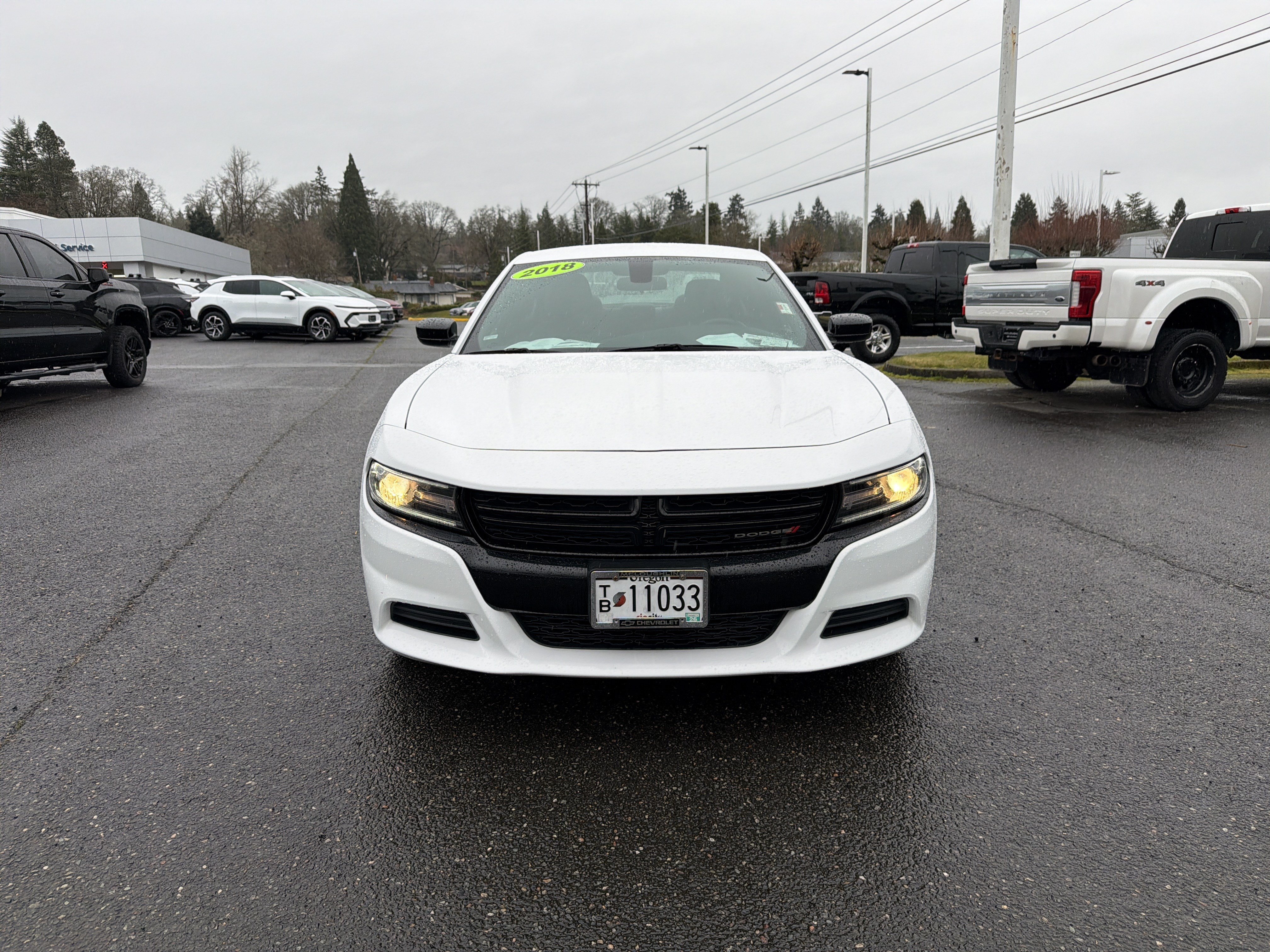 Used 2018 Dodge Charger SXT w/ Blacktop Package RWD image 8
