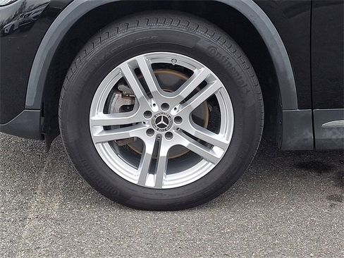 Used 2023 Mercedes-Benz GLA 250 4MATIC image 8