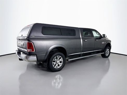 Used 2018 RAM 3500 Laramie Longhorn image 7