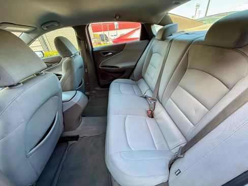 Used 2020 Chevrolet Malibu LS w/ Driver Confidence Package II image 33