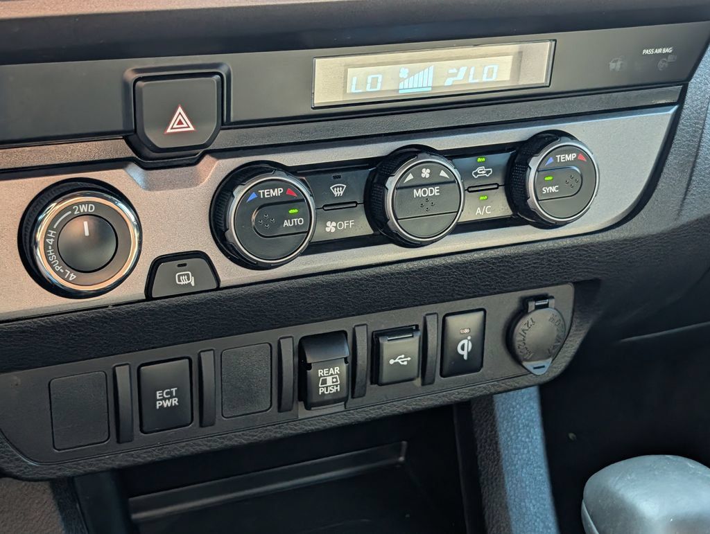 Used 2023 Toyota Tacoma TRD Off-Road AWD/4WD image 23
