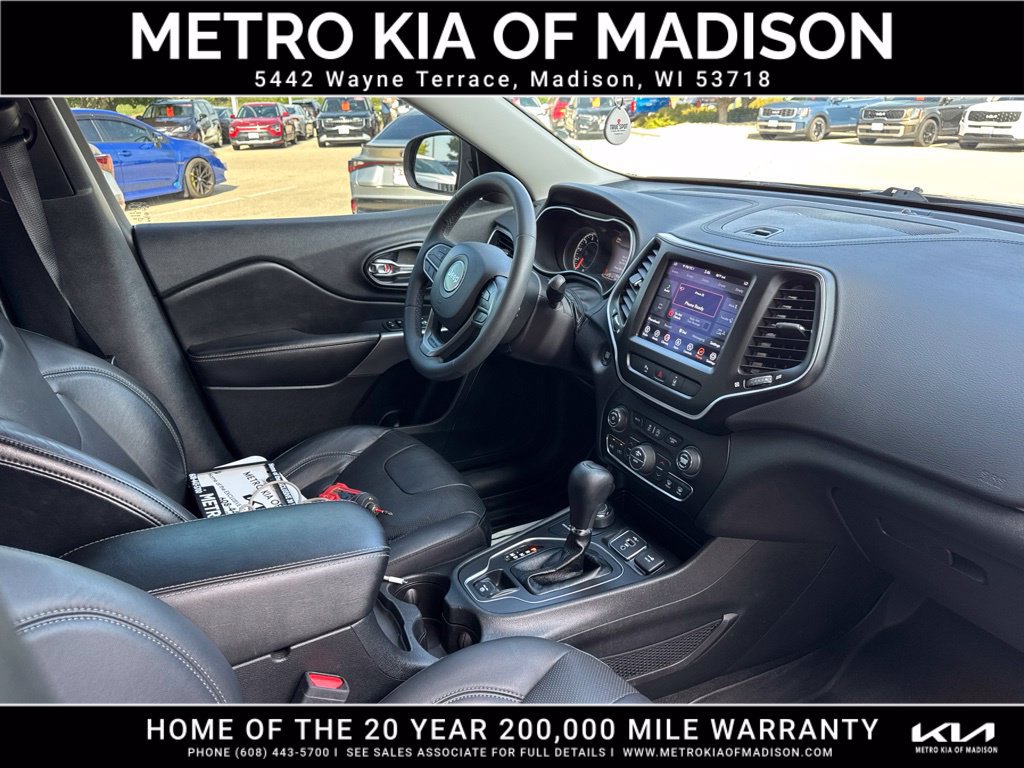 Used 2021 Jeep Cherokee Latitude Lux w/ Comfort/Convenience Group AWD/4WD image 43