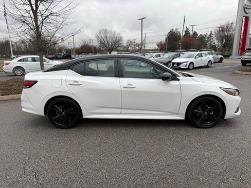 Used 2023 Nissan Sentra SR w/ Midnight Edition Package image 4